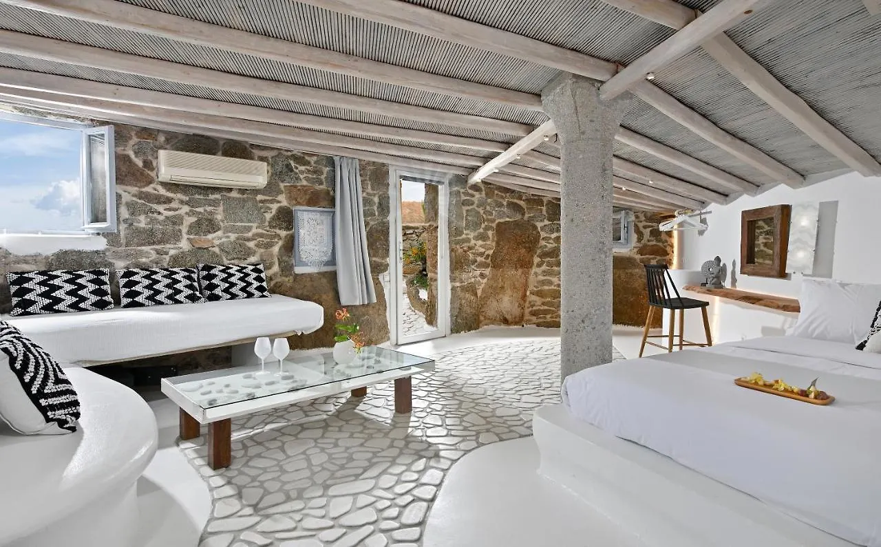 Paraga Villa1 