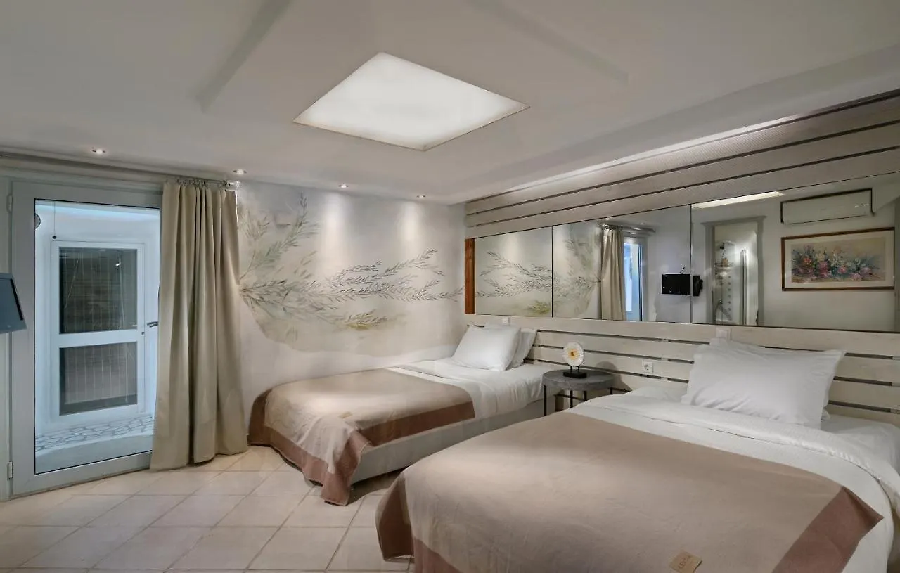 Paraga Villa1 