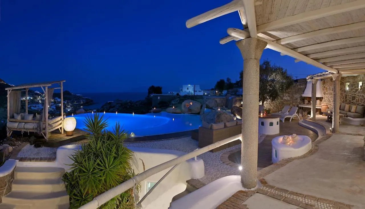 Paraga Villa1 